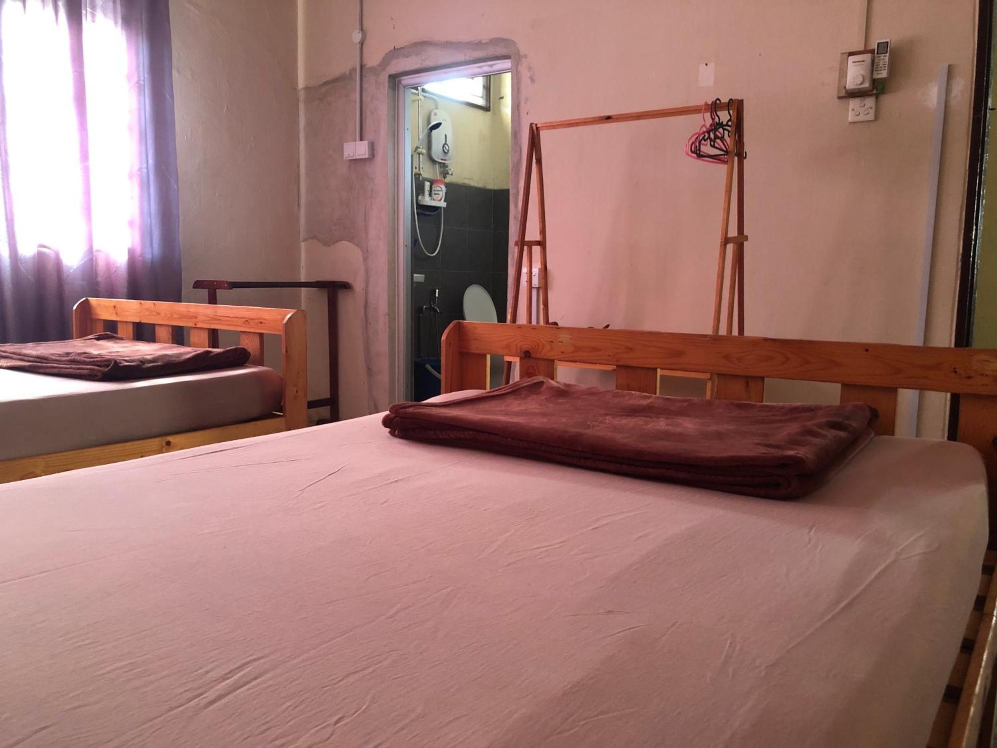 Little Cozy Homestay Kota Bharu Bagian luar foto
