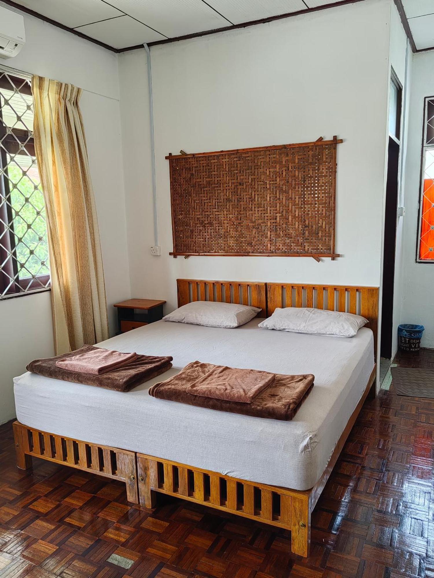 Little Cozy Homestay Kota Bharu Bagian luar foto